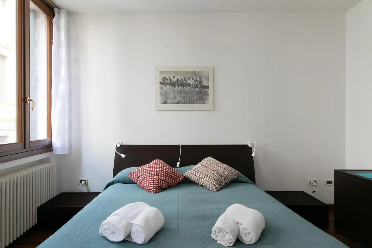 Casa Anna - 2 Bedrooms Apartment بادوفا إيطاليا