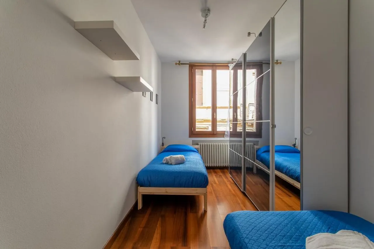 Casa Anna - 2 Bedrooms Apartment بادوفا